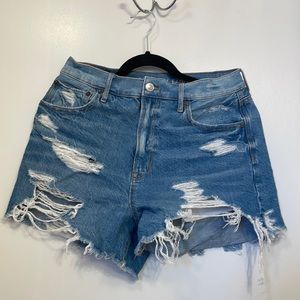 American Eagle 90s Highest Rise Boyfriend Shorts